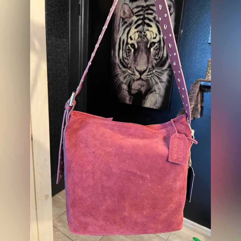 🍷MADE IN INDIA Suede Studded Hobo Elegant Burgundy Shoulder Bag🍷NWT - Picture 5 of 17